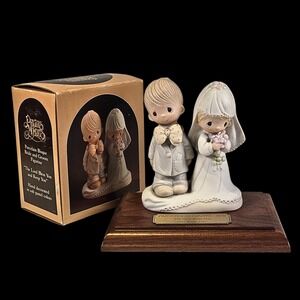 Precious Moments "The Lord Bless You And Keep You" 1979, No. E-3114, Wood Base